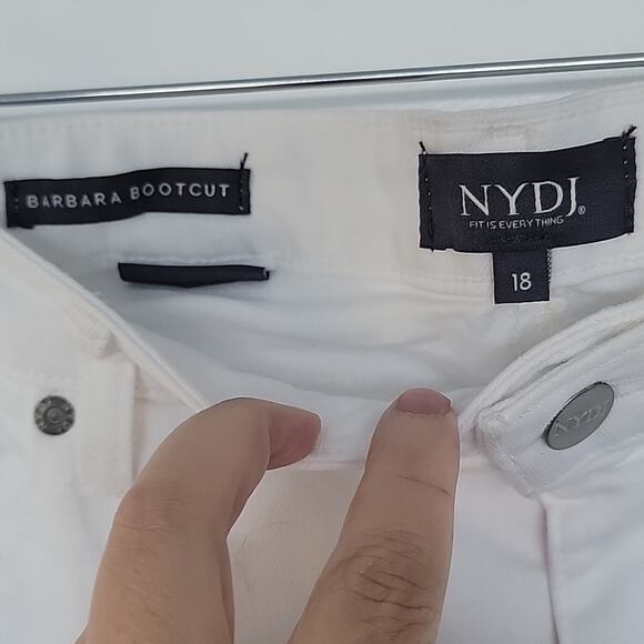 NWT NYDJ Barbara Bootcut Optic White Jeans, 18 - Picture 6 of 8